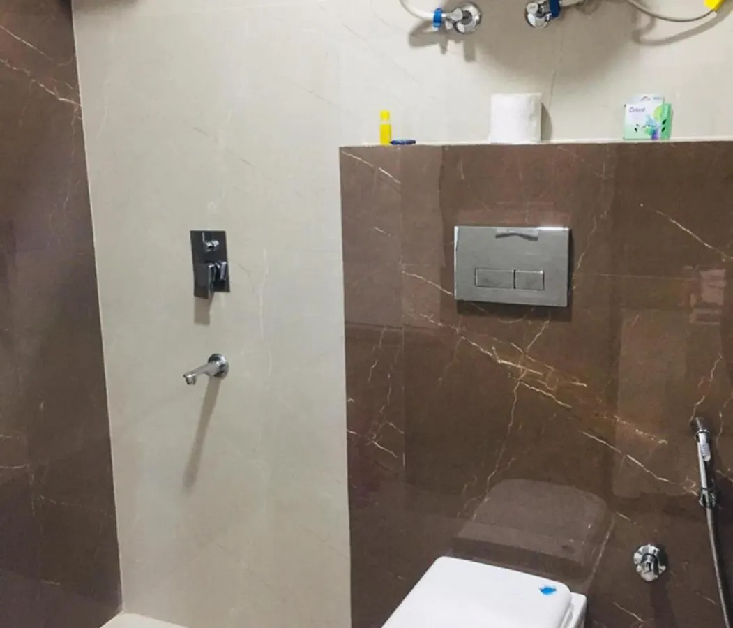 Aero Home Stay- Bed & Breakfast New Delhi