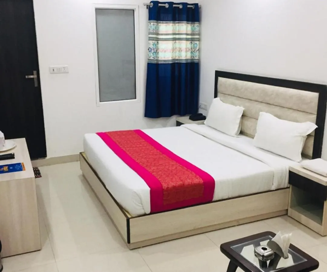 Aero Home Stay- Bed & Breakfast New Delhi India