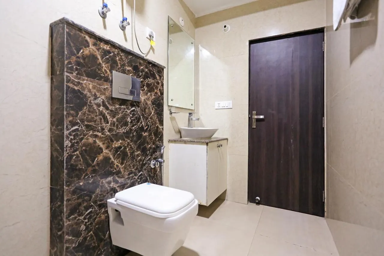 Aero Home Stay- Bed & Breakfast New Delhi 0*,  India